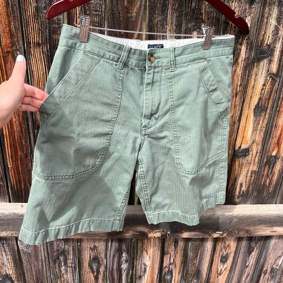 J. Crew • Sage Cargo Shorts for Men - Picture 3 of 4